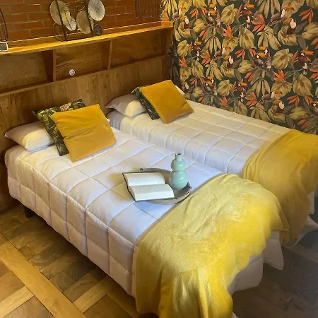 Casita Tanea Montana Y Cerca Del Mar En Cantabria Quintanilla