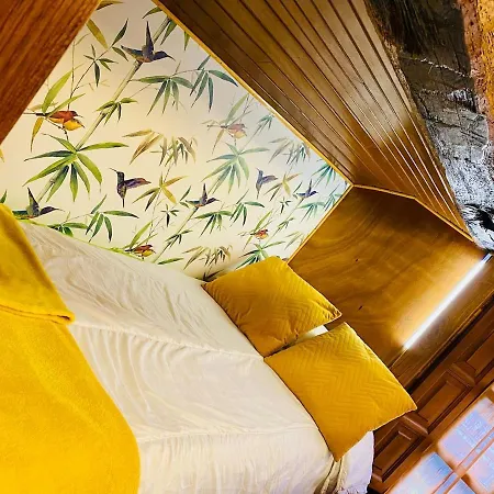 Casita Tanea Montana Y Cerca Del Mar En Cantabria Quintanilla