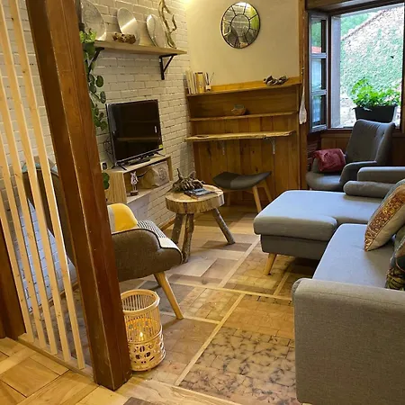 Casita Tanea Montana Y Cerca Del Mar En Cantabria