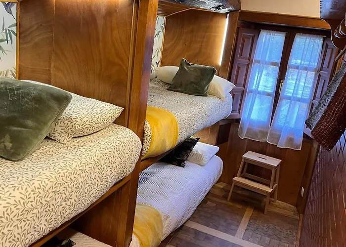 Casita Tanea Montana Y Cerca Del Mar En Cantabria Chalet Quintanilla